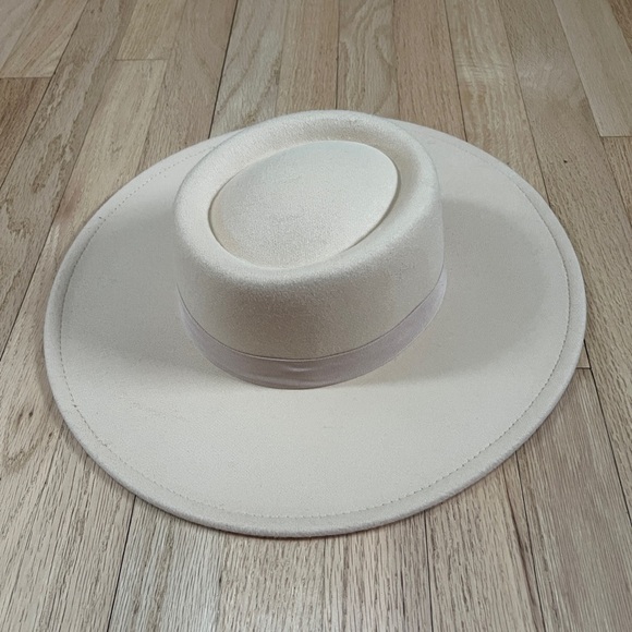 CJLA Womens Cream Wide Brim Vegan Felt Hat One Size Adjustable - Picture 5 of 8